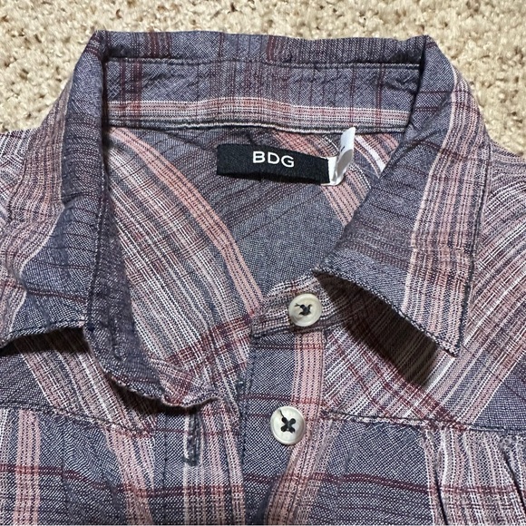 Oversized Plaid BDG Button Up Shirt - Picture 6 of 8